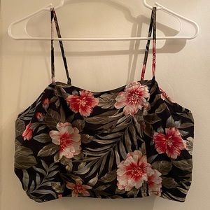 American Eagle Green Hawaiian Floral Print Crop